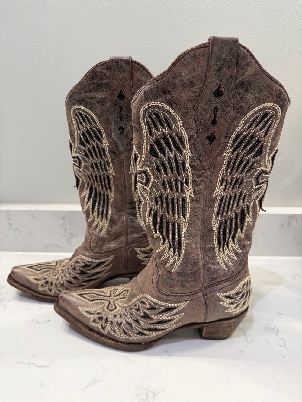 Women's Brown Embroidered Wing Cowboy Boots